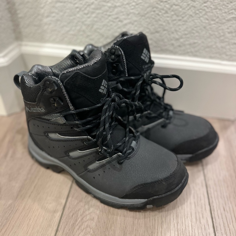 Columbia Men's Gunnison II Omni-Heat Black Winter Boots size 8 - Picture 2 of 7